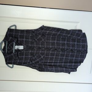 TORRID Madison Sleeveless Top SIZE 4